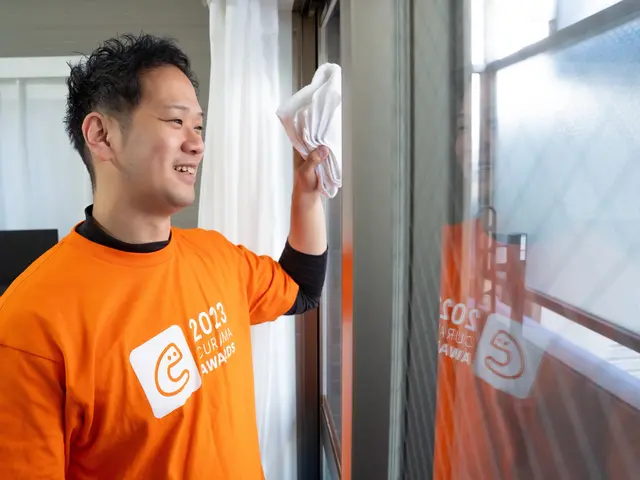 水垢、カルキを徹底除去！ツルツルピカピカの洗面台で気持ちのいい朝を！【保険加入】サービスの画像