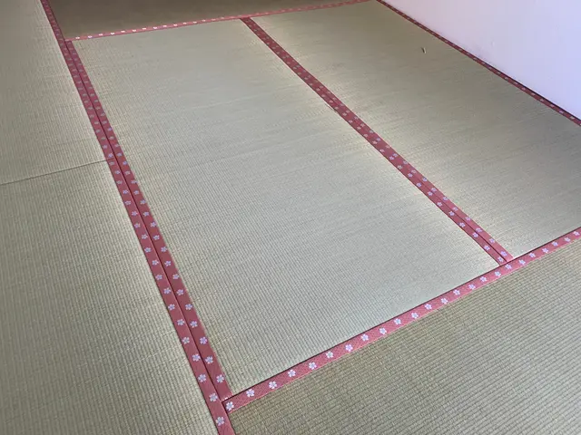 素材作りから、お届け前の拭き仕上げまで、畳1級技能士がお届けします。サービスの画像