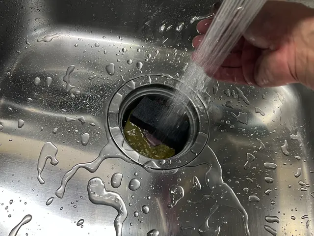 キッチンとレンジフード（換気扇）のクリーニング、その他セット割り有りサービスの画像