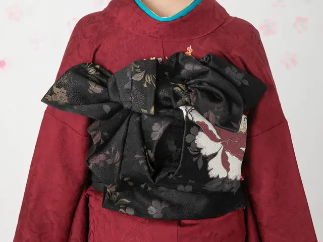 スピーディーで美しい着付けをご提供しています　ヘアセットメイク同時ご予約可能です