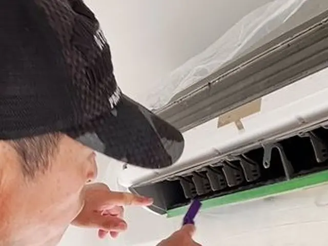 ◎予約から施工まで100%自社対応◎営業時間外も対応可◎安心の損害保険加入店サービスの画像