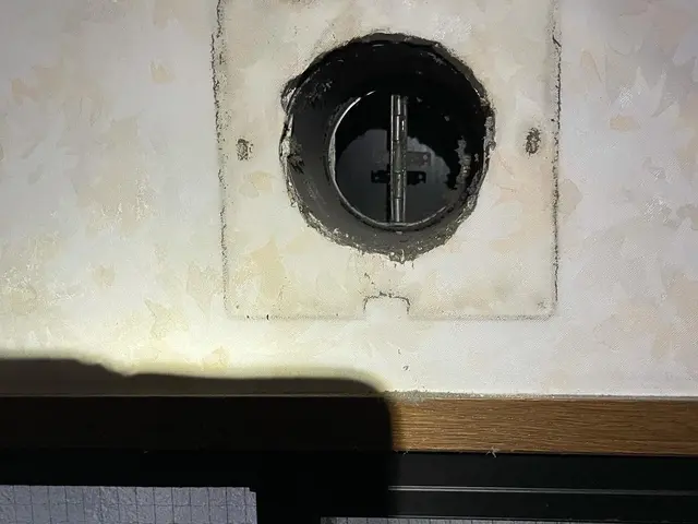 日野です。女性の方のみ日野指名可能です。リセット、大掃除でまとめてお任せくださいサービスの画像