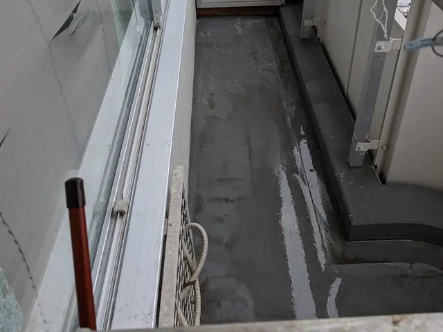 自分ではなかなか手が付けられないベランダのお掃除をプロがキレイにいたします!サービスの画像