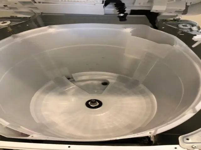 ☆洗浄槽の底、側面の汚れ、気になりませんか？完全分解で嫌な匂いを落としましょう☆サービスの画像