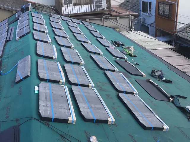 屋根修理　葺き替え工事サービスの画像