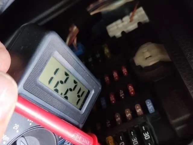 できるかぎり配線は隠し、見た目をキレイにするよう、心掛けてます。サービスの画像