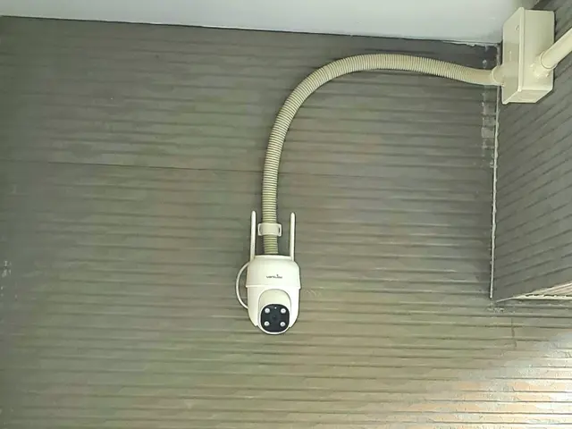 室内、室外、ネットワーク系防犯カメラの設置、設定もすべて弊社にお任せください！サービスの画像