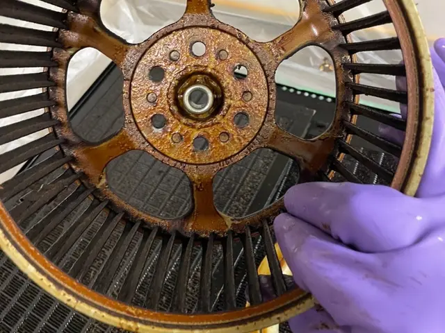 【PayPay対応】換気扇の頑固な油汚れもプロの技術でピカピカに！サービスの画像