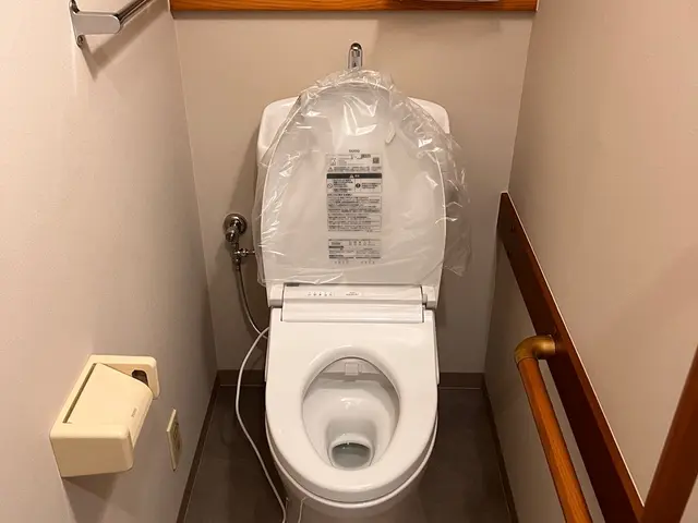 便器交換いたします。サービスの画像