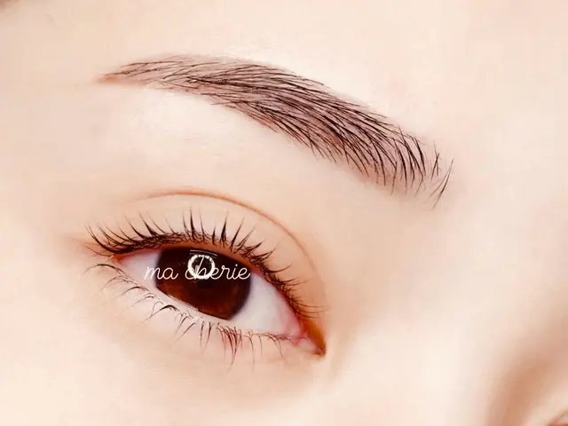 業歴17年◇Fラッシュ80本!OPでバインドロック、ボリュームラッシュ、LED可サービスの画像