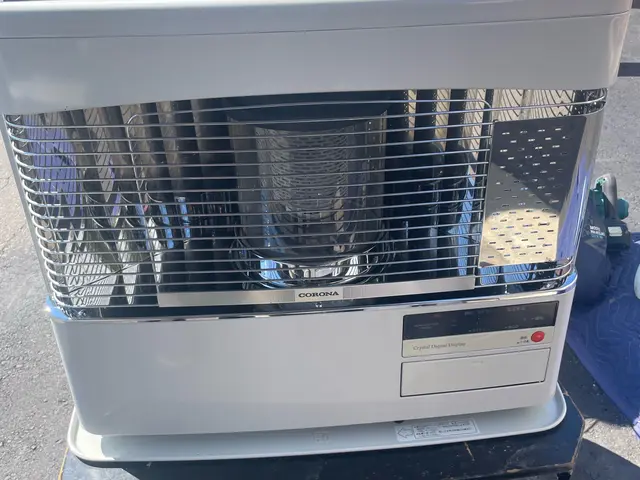 女性スタッフ同行可◎暖房器具専門店！分解掃除、整備、修理、取り付け販売店サービスの画像