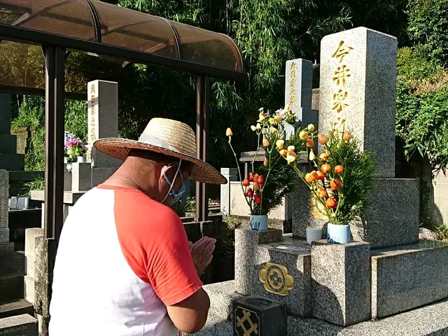 ＜鹿児島県 霧島市発＞年中無休！お墓のクリーニング・コーティングお任せください！サービスの画像