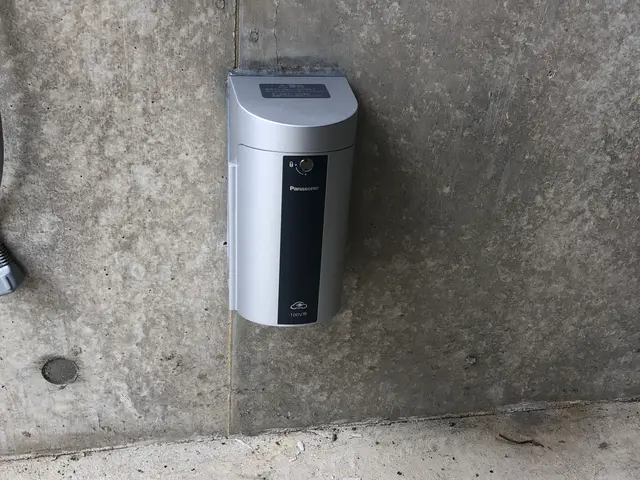 コンセント、スイッチ増設お任せください。エアコン専用コンセントも施工します。サービスの画像