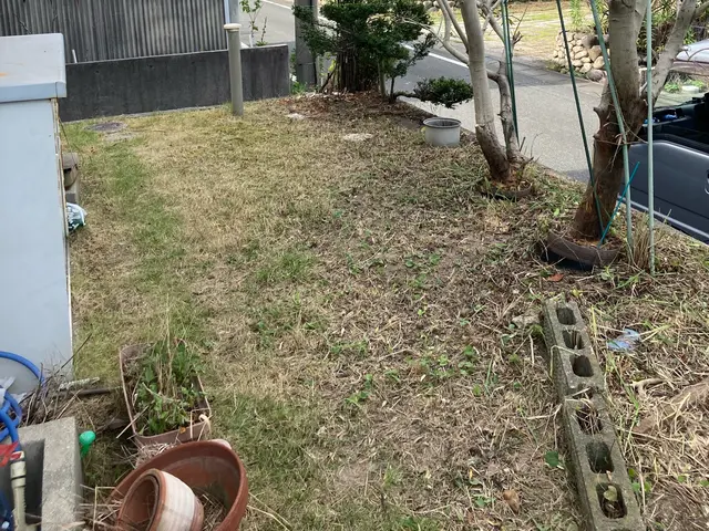 ★お庭☆アパート☆空き地★空き家の草刈りお任せくださいサービスの画像