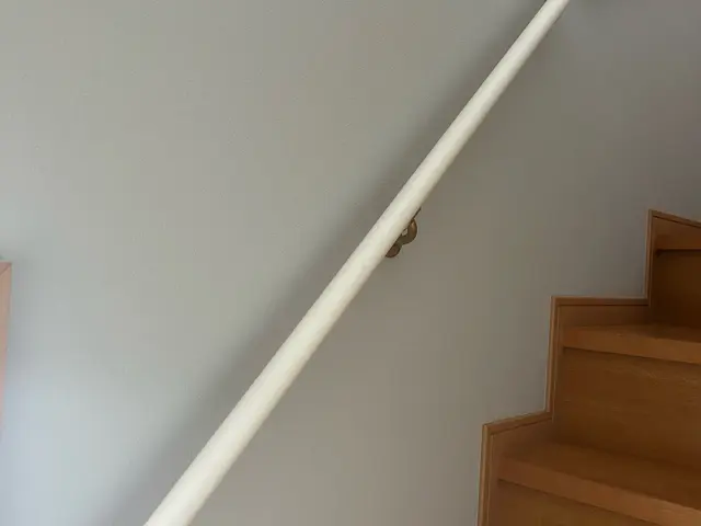 安全・安心の手すり取り付け｜玄関・階段・廊下・トイレ・浴室・屋外サービスの画像