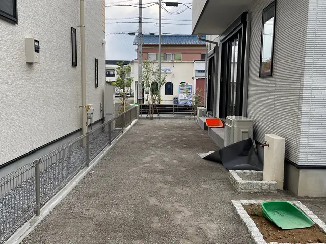 【人工芝施工】※無償保証1年間　※快適なお庭を造ります。サービスの画像