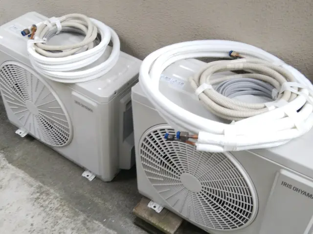 ご不要なエアコンのお取り外し作業と回収処分を承っております。サービスの画像