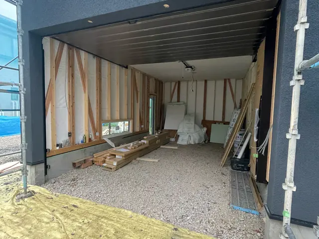 シャッター工事一式承ります！サービスの画像