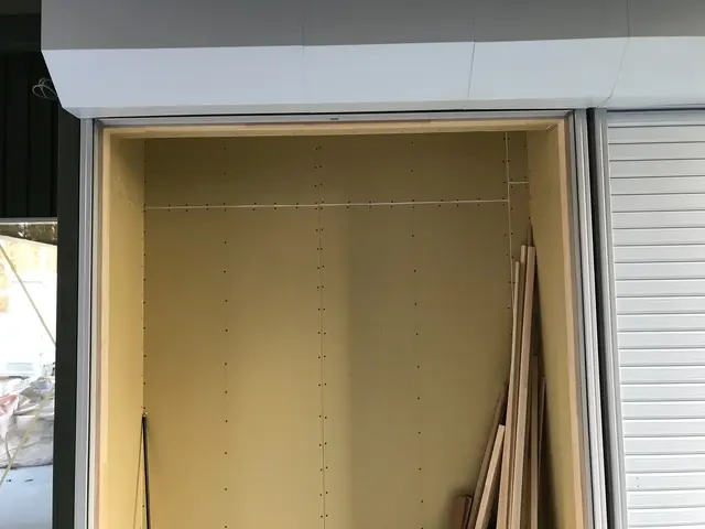 シャッター工事一式承ります！サービスの画像