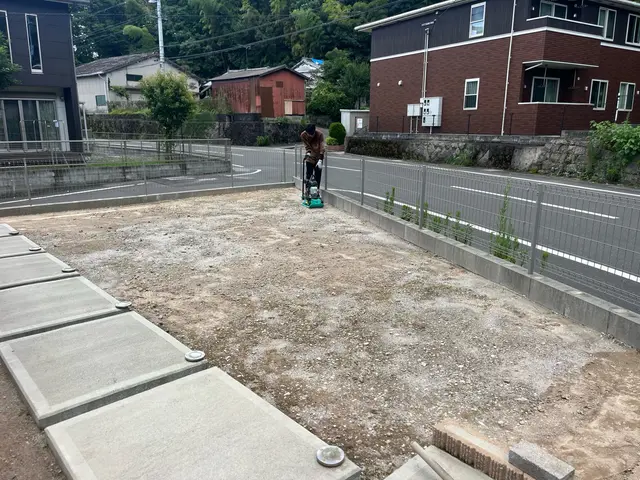 人工芝で快適なお庭、園庭にしませんか？！サービスの画像