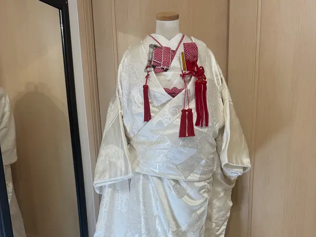結婚式、振袖、花嫁、七五三、浴衣はお任せ、ご希望に近い髪型(無料)
