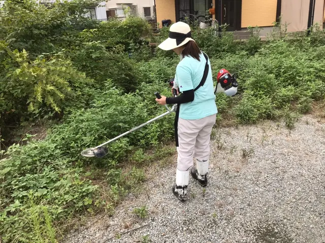 【草刈り全般請け負います】★丁寧！安心！信頼して頂ける様に心がけていますサービスの画像