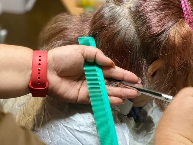 美容室に行きたくても行けない方のための移動美容【福祉美容師資格あり】サービスの画像