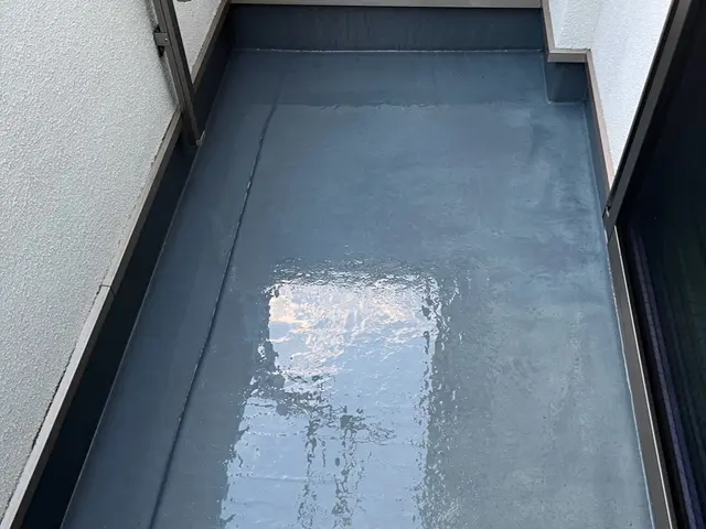 ◆年中無休◆駐車場代負担なし◆ベランダクリーニングならお任せください！サービスの画像