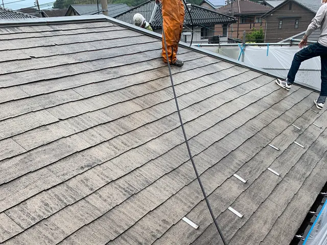 【屋根塗装ならハウスキーパーへお任せ下さい！】一級塗装技能士による丁寧な施工！！サービスの画像