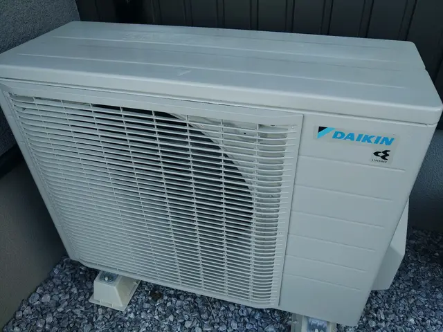 【東海バリューライフ】　カセット型　　　　　エアコンクリーニング　バリューライフサービスの画像