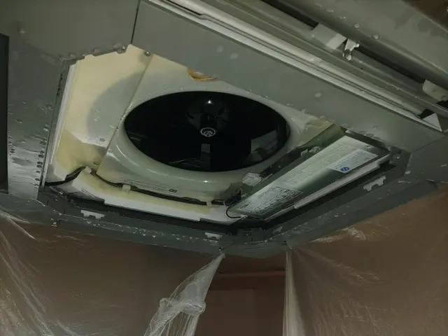 【東海バリューライフ】　カセット型　　　　　エアコンクリーニング　バリューライフサービスの画像