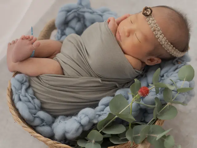 「助産師だから叶う、安心×安全×デザインの特別なニューボーンフォト」