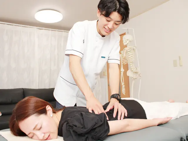 【2万人以上の施術実績あり】あなたのお悩み解決します！営業時間外も対応OKサービスの画像