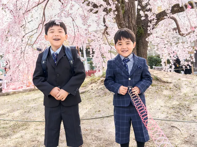 自然な笑顔を残す家族・記念日ロケーション撮影/全データ付・安心の元写真館スタッフ