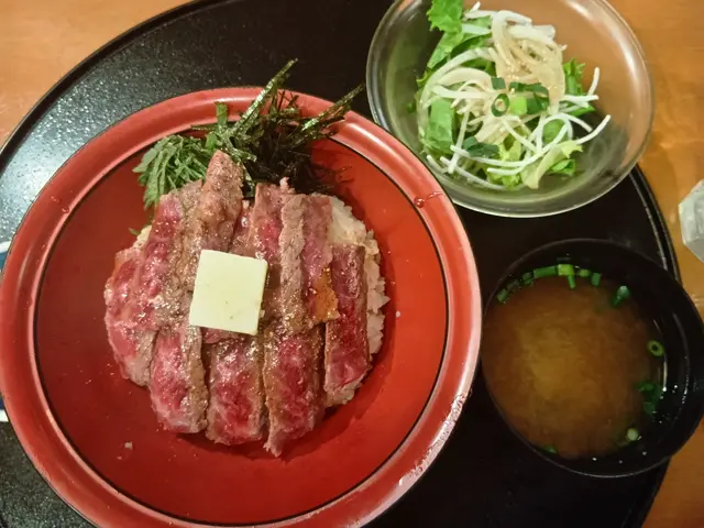 お客様でお忙しい時間などをフォロー致しながらニーズに合わせたサービスを致します。