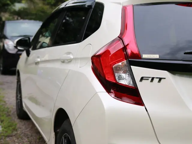 お出掛け前も、お出掛け後も、いつでもピカピカに！定期的な洗車で愛車も喜びます。サービスの画像