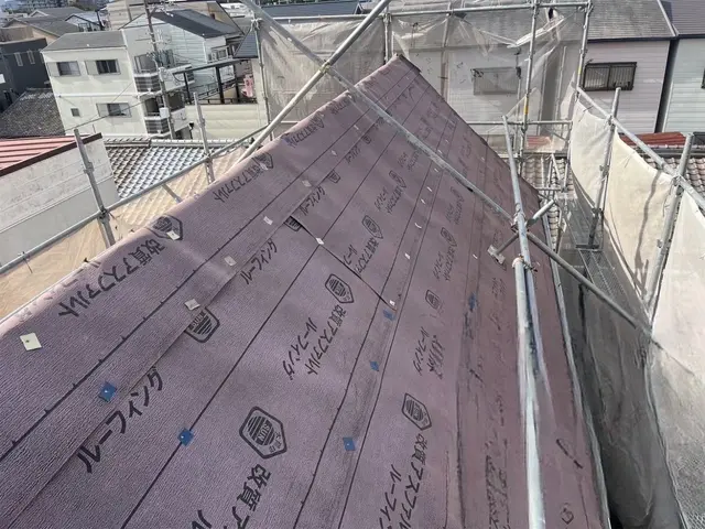 屋根カバー工事    塗装より長持ち！サービスの画像