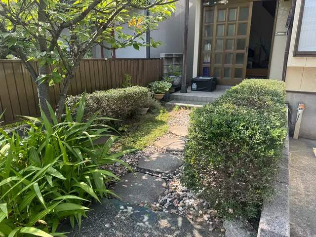 造園会社で6年以上経験◎機械式バリカンで早く、綺麗に仕上げます！サービスの画像