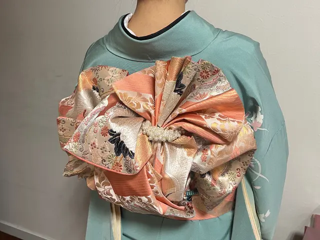 ★業歴20年の豊富な経験でお客様を美しく優雅に変身！ヘアセットが含まれてます。