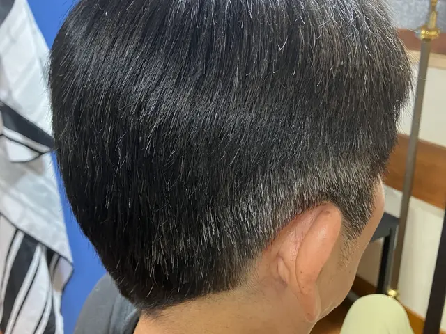 訪問ヘアカット:理容【各市許可取得済.保険加入済】カット30分程度.訪問費用無料サービスの画像