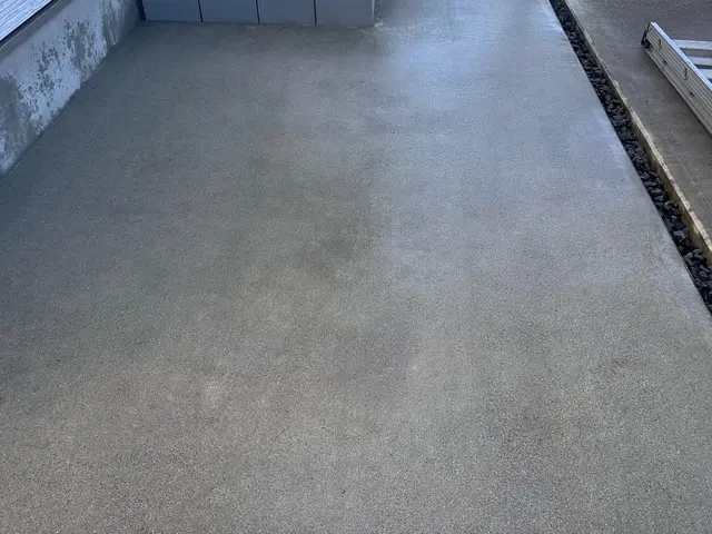 駐車場洗浄サービスの画像