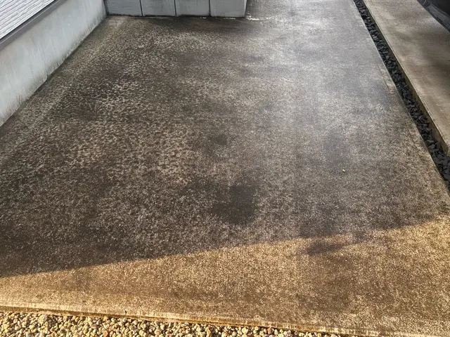 駐車場洗浄サービスの画像