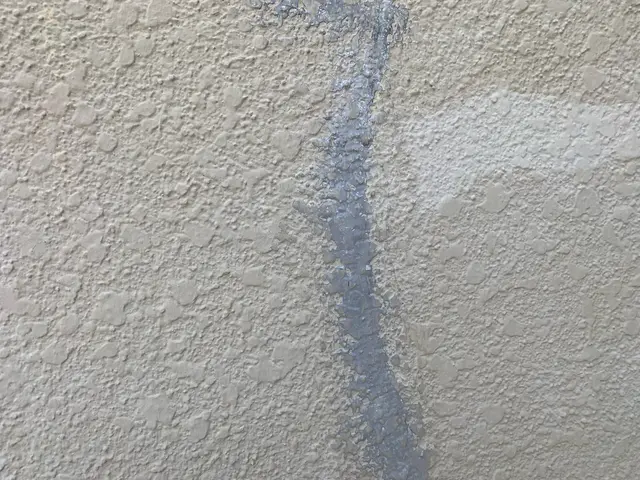 ★コンクリートクラック(ひび割れ)補修★サービスの画像