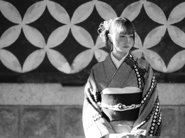 和装撮影が得意なカメラマンによる 二十歳の振袖記念写真サービス