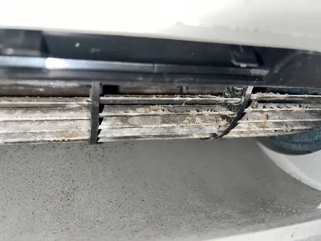 プロによるカビ・汚れ徹底除去！電気代節約にも！快適な空間へエアコンクリーニング！サービスの画像