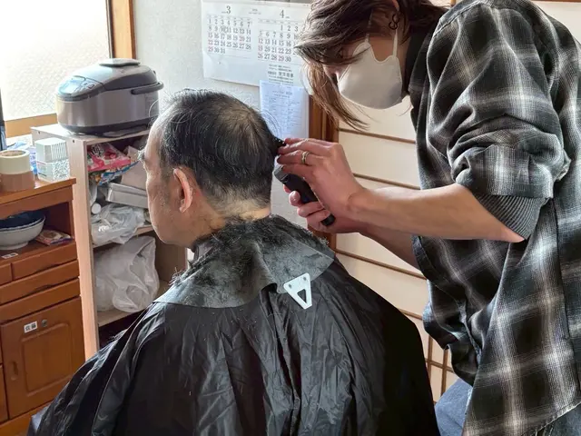 千葉県で訪問美容をお探しの方!カット時間15分以内!★個人宅様限定★出張費無料★サービスの画像