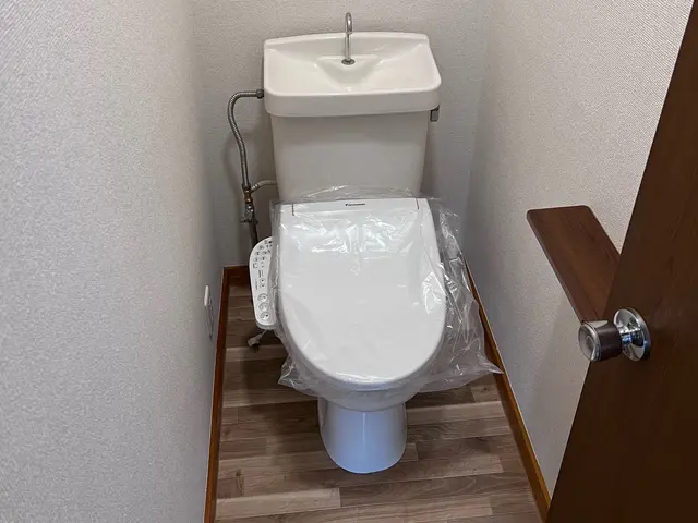ウォシュレット交換！パツキン、止水栓交換もお受けいたします！サービスの画像