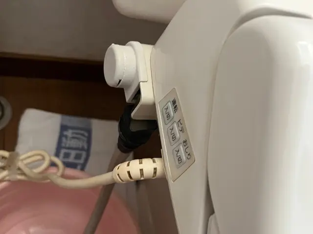 ウォシュレット取り付けサービスの画像