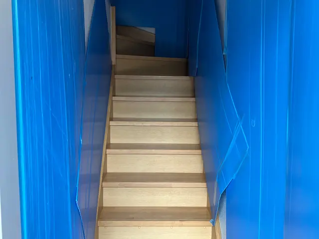 【業歴10年の実績】○2t2台４t1台保有○作業経験者のみ○損害賠償保加入済サービスの画像