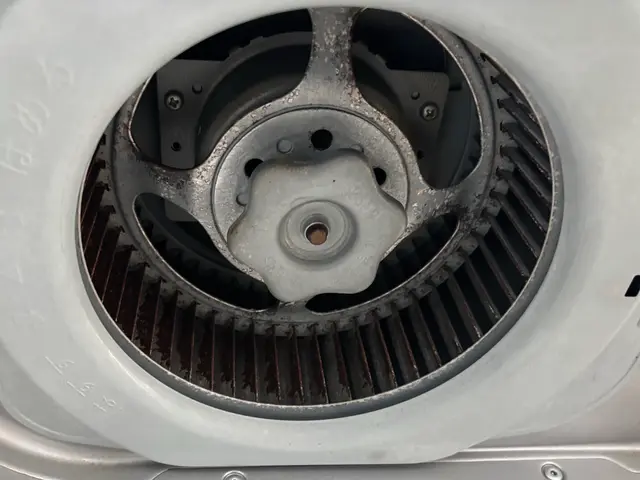 大手経験者の店長が直接お伺い！女性スタッフ対応も可能な丁寧な仕上がり保証サービスの画像